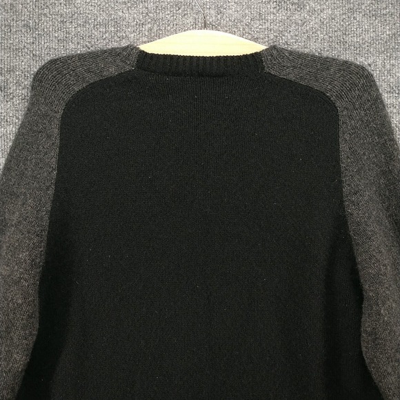 DKNY Women's Pullover Knit Sweater Black Gray Large Colorblock V-Neck Lambswool - Picture 6 of 13
